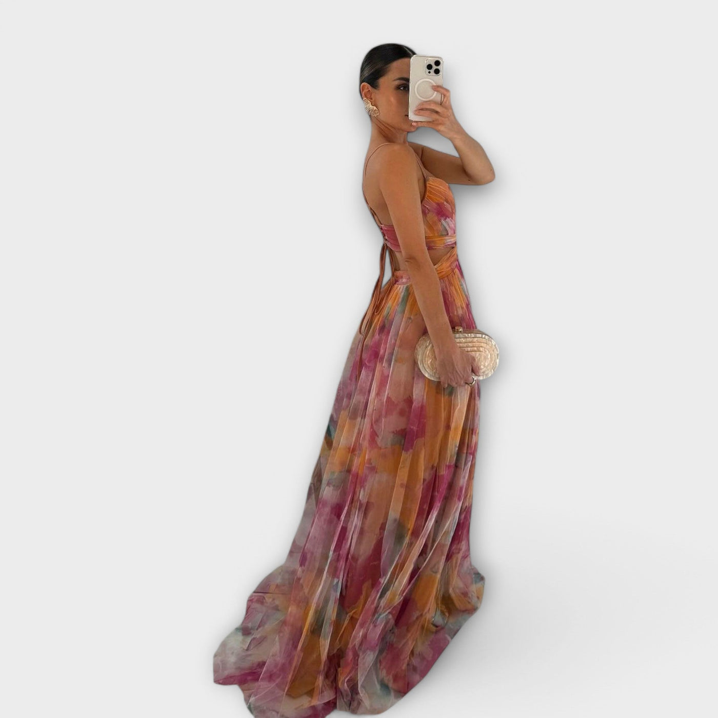 Annai - Elegante e Scolpito