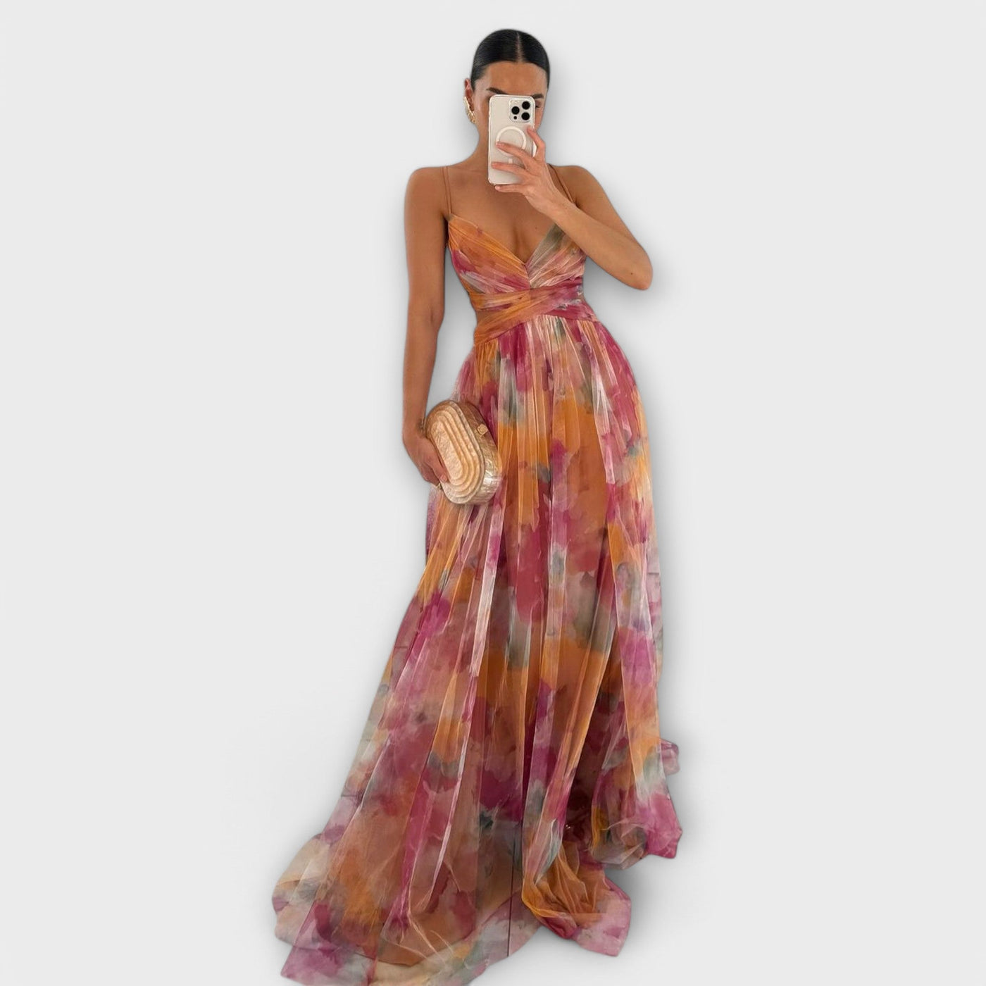 Annai - Elegante e Scolpito